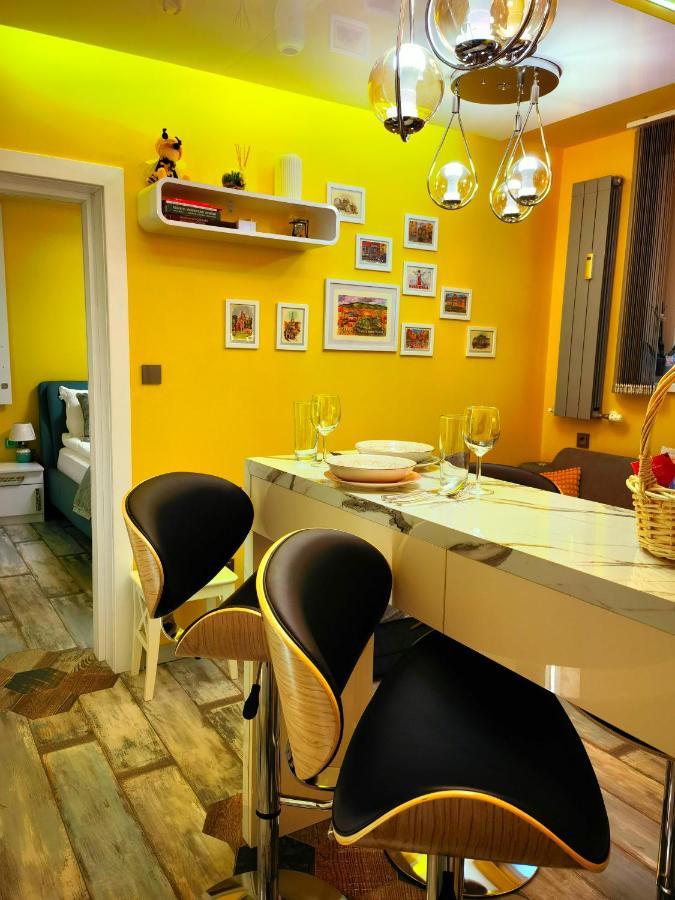 Sofiel Cozy Apartment - Top Center Sofia Buitenkant foto